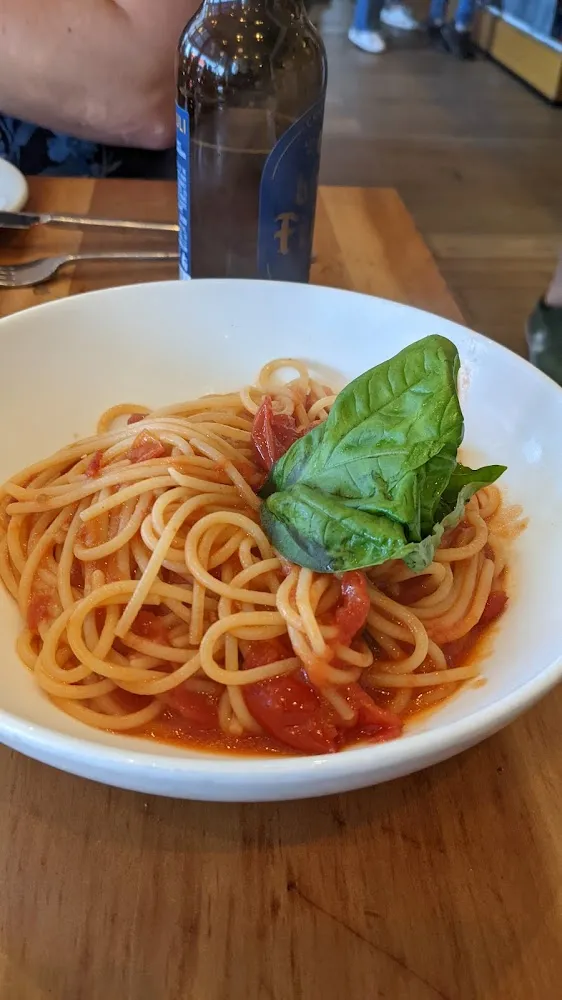 Lo Spaghetto Al Pomodoro